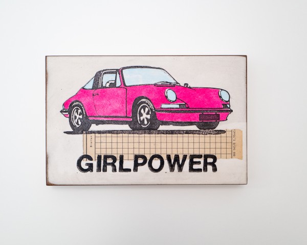 Jan M. Petersen: GIRLPOWER, Porsche pink