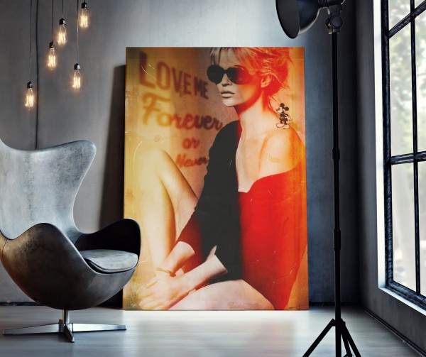 art_thema1_EGG-CHAIR_doering_600x600.jpg